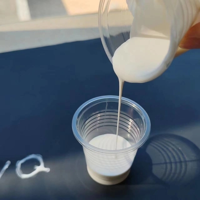 Un bon prix. Haute résistance à l'usure Bonne douceur Émulsion de cire de polyéthylène pour les peintures à base d'eau encres en ligne