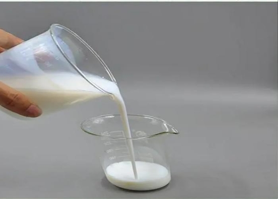 Un bon prix. Émulsion acrylique à une seule composante de petite taille de particules pour revêtements anti-corrosion métalliques en ligne