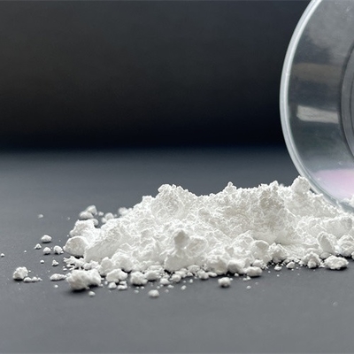 Un bon prix. Poudre de cire de polypropylène à point de fusion élevé, dureté élevée, bonne forme de particules pour la finition du cuir, joue un effet brûlant en ligne