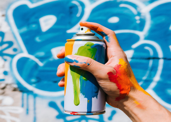 Un bon prix. Résine acrylique à base de solvant pour peinture à la main à pulvérisation à un composant Compatible avec le GPL en ligne