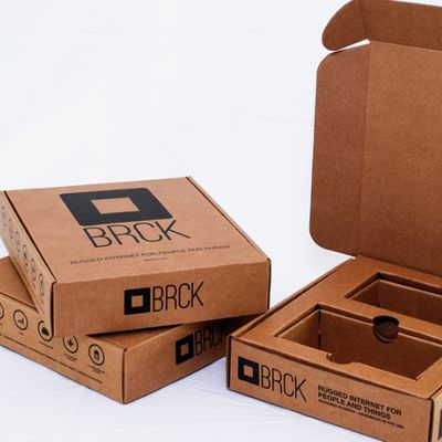 Un bon prix. Émulsion de cire de polyéthylène à haute dureté et à haut lustre équivalente à l'ultraviolet GA1816 peut être utilisée dans les vernis à base d'eau en ligne